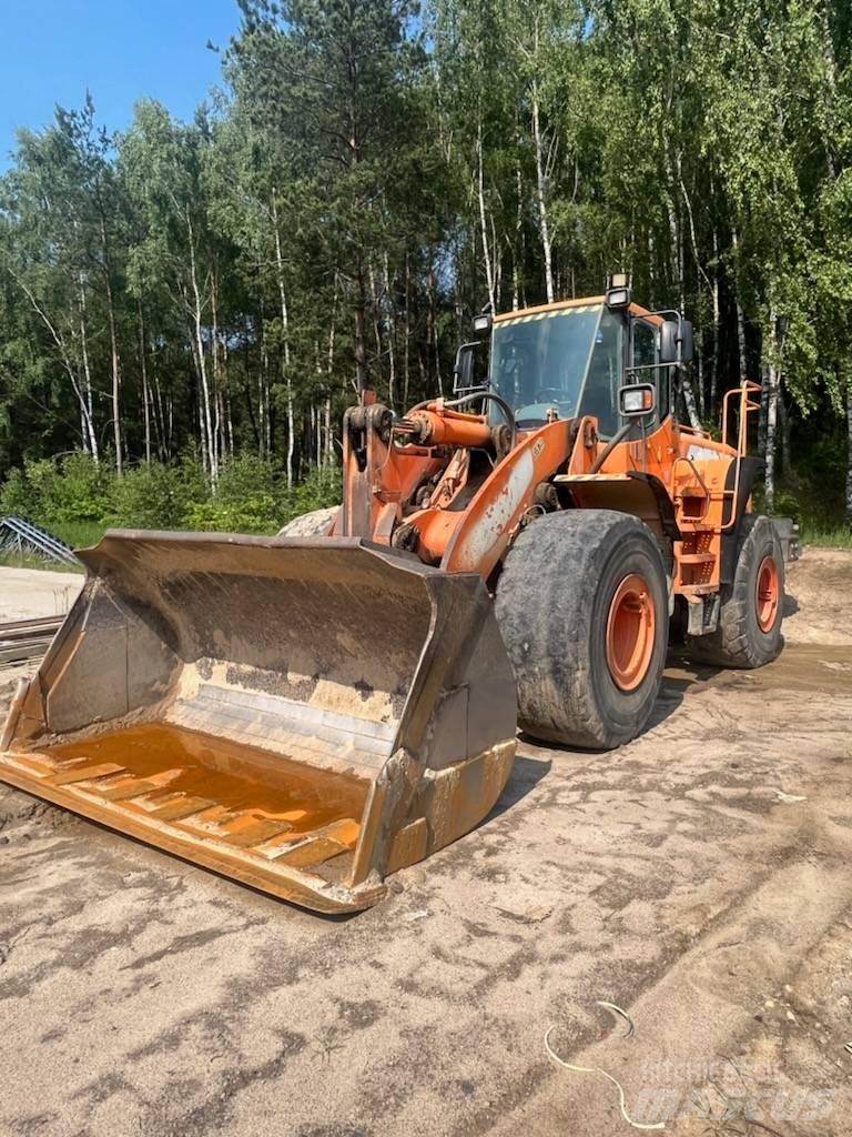 Doosan 420 Rataslaadurid