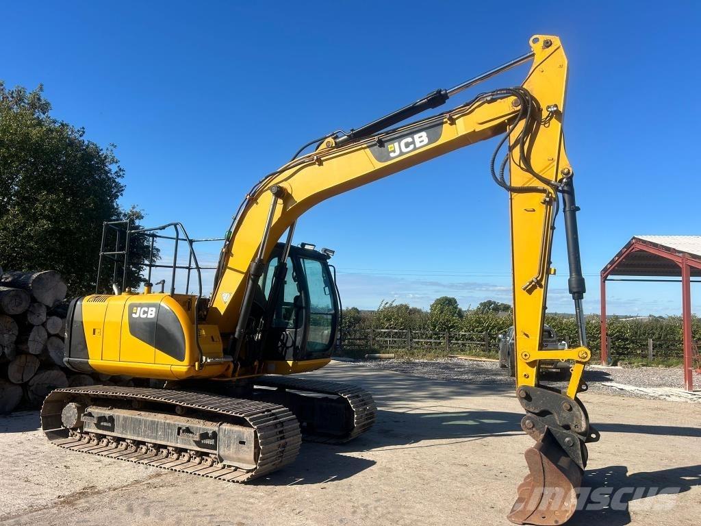JCB JS 130 LC Roomikekskavaatorid