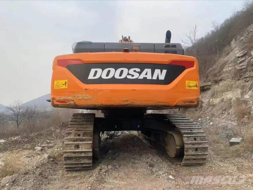 Doosan DX 500 LC Roomikekskavaatorid