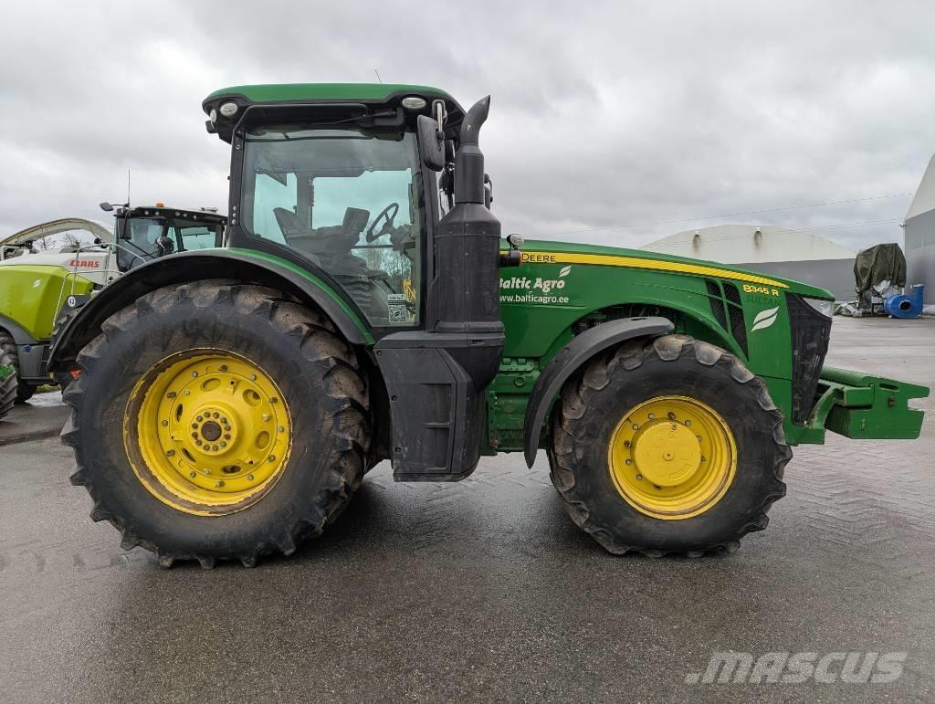 John Deere 8345 R Traktorid