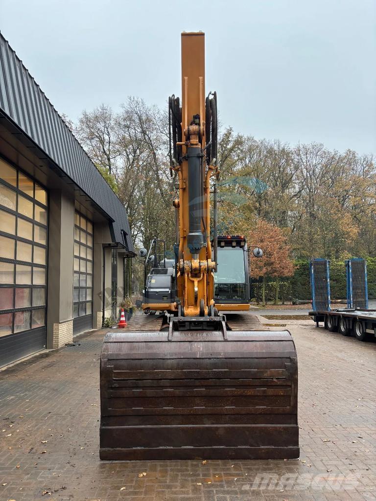 CASE CX 300 D Roomikekskavaatorid