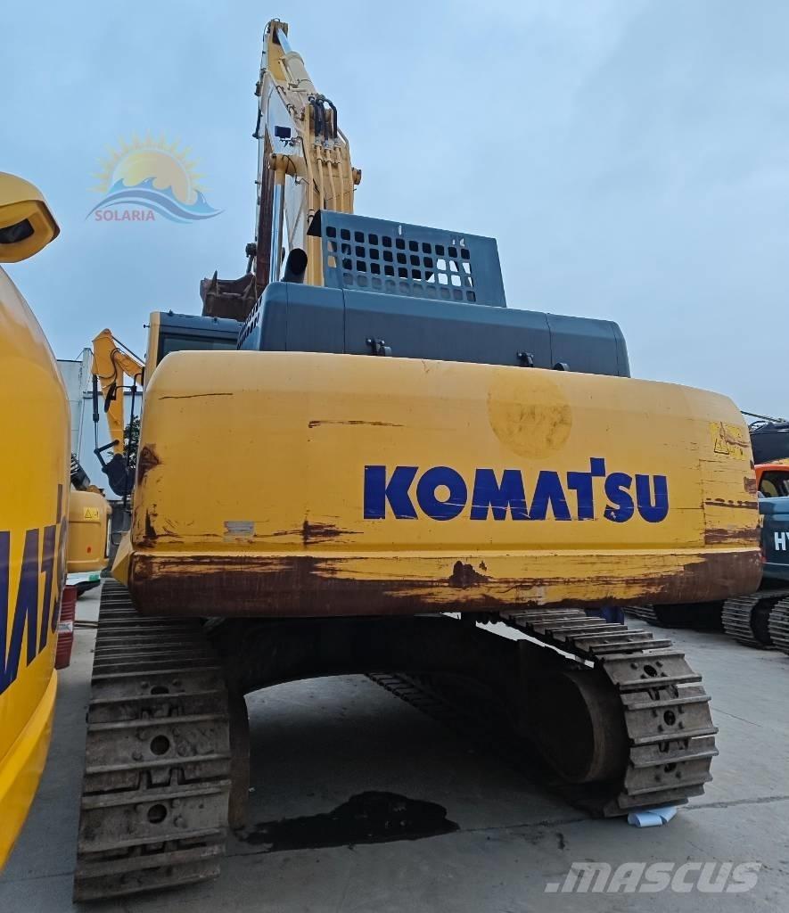 Komatsu PC460LC-8 Roomikekskavaatorid
