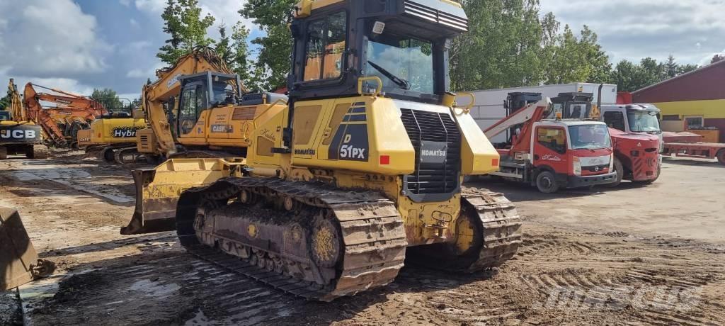 Komatsu D 51 PX-22 Buldooserid