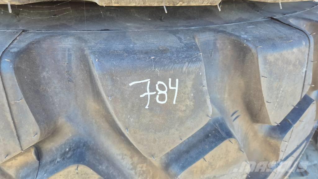 Petlas 29.5R25 Rehvid, rattad ja veljed