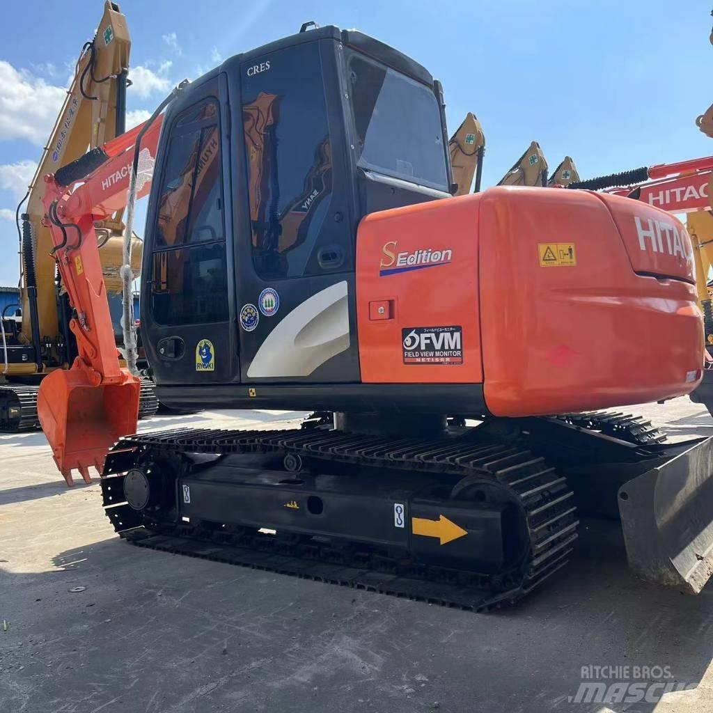 Hitachi ZX 70-5 Väikeekskavaatorid 7t-12t