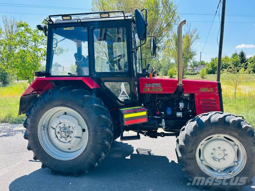 MTZ 892.2 Metsatööks kohandatud traktorid