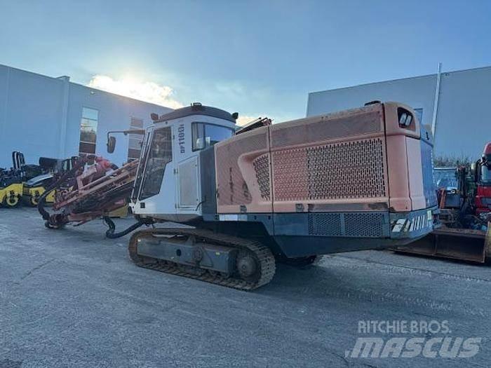 Sandvik DP 1100 Vertikaalsed puurmasinad
