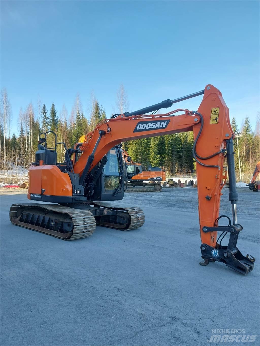 Doosan DX 140LCR 7 Roomikekskavaatorid