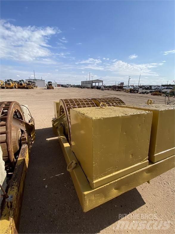 Hyster 70 IN Järelveetavad vibrorullid