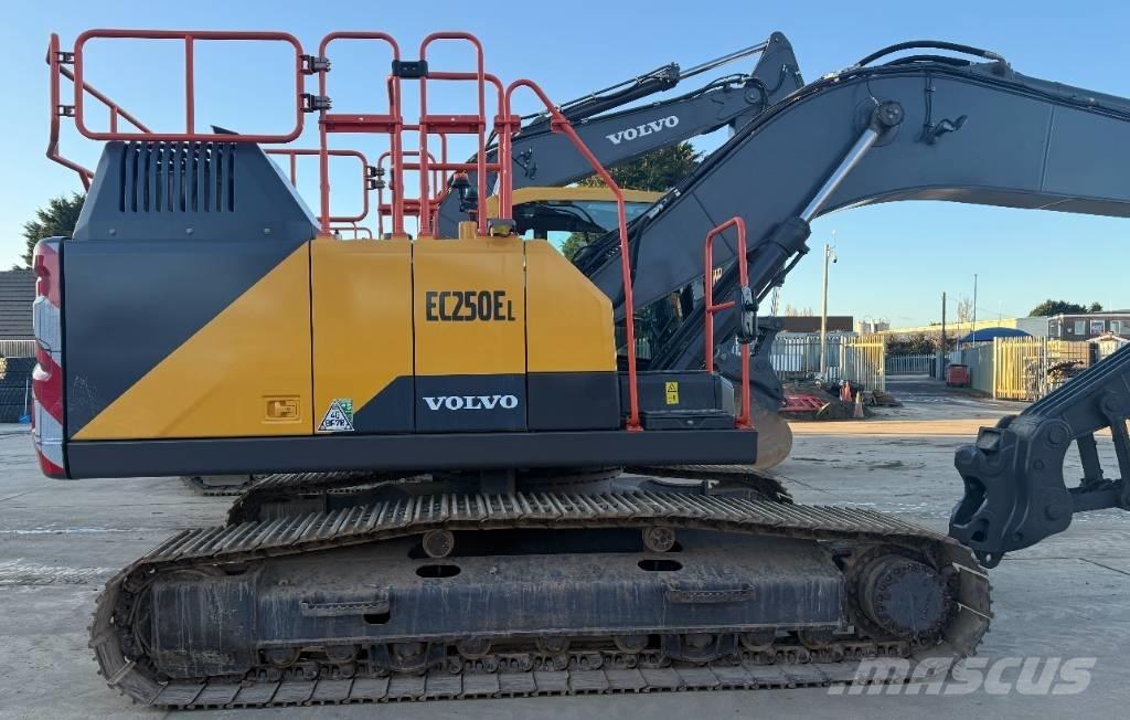 Volvo EC 250 EL Roomikekskavaatorid