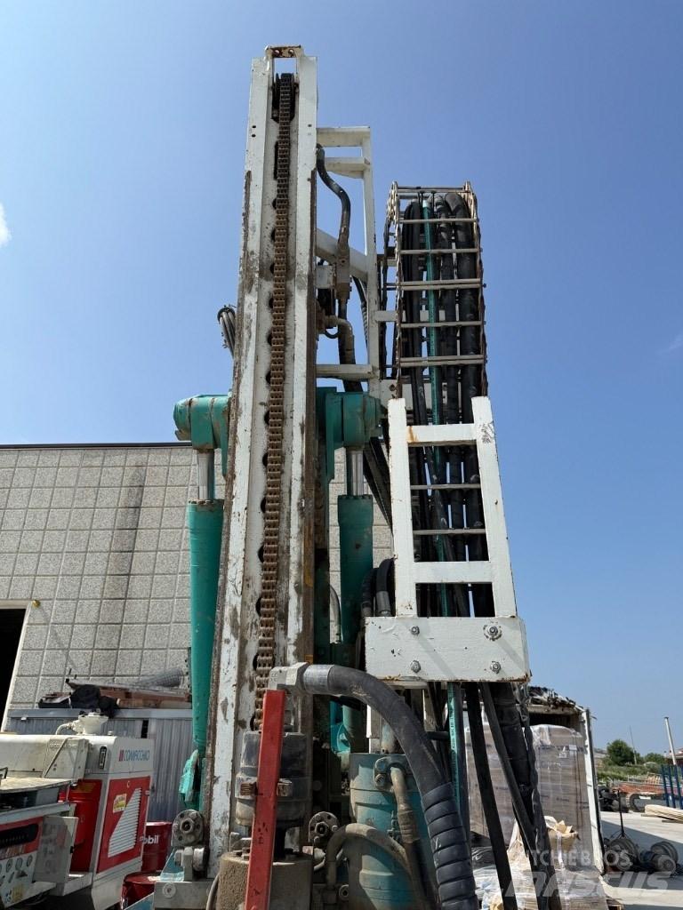 Casagrande C4 Vertikaalsed puurmasinad