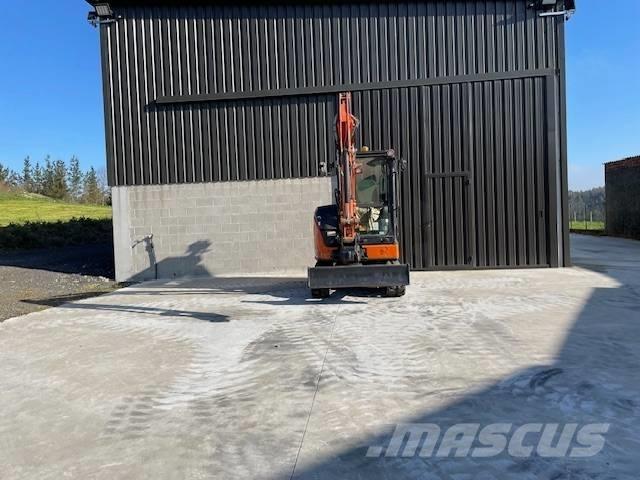Hitachi u 33 Miniekskavaatorid < 7 t