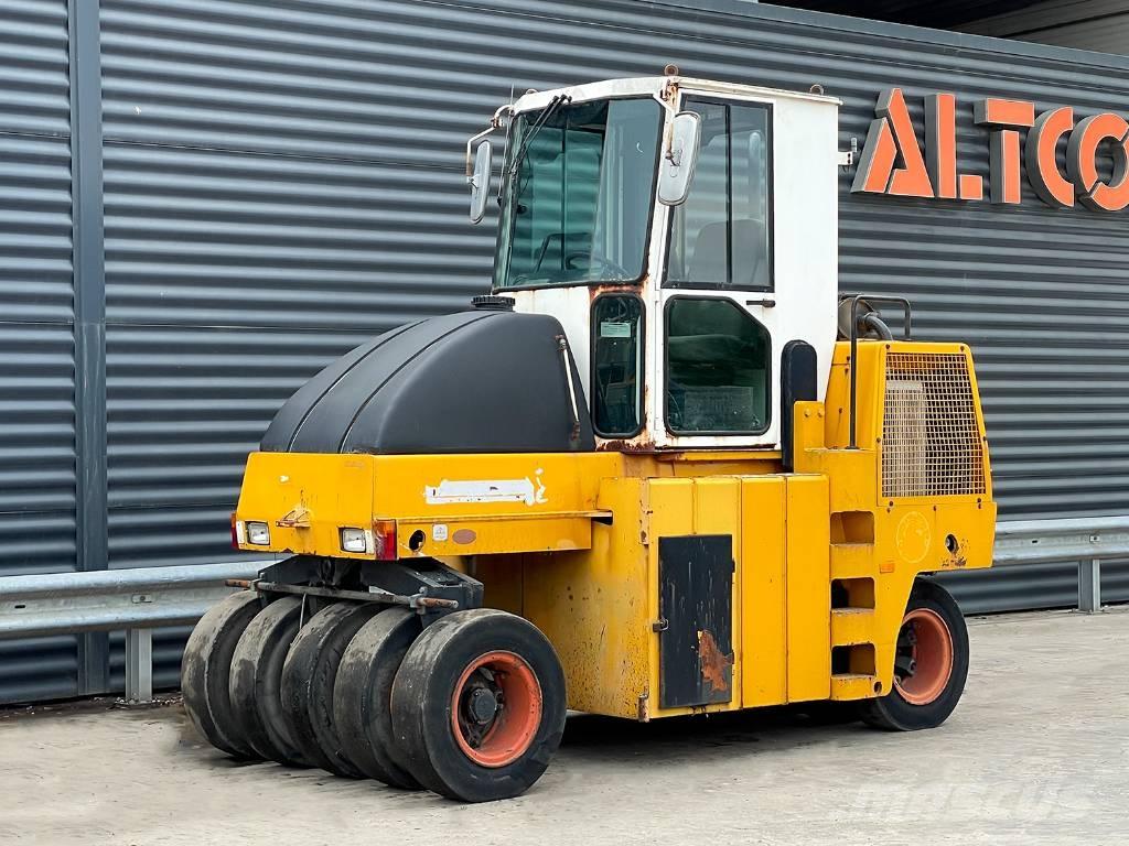 Dynapac CP 142 Pneumorehvidega rullid