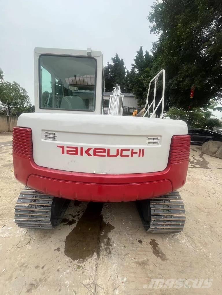 Takeuchi TB180C Roomikekskavaatorid