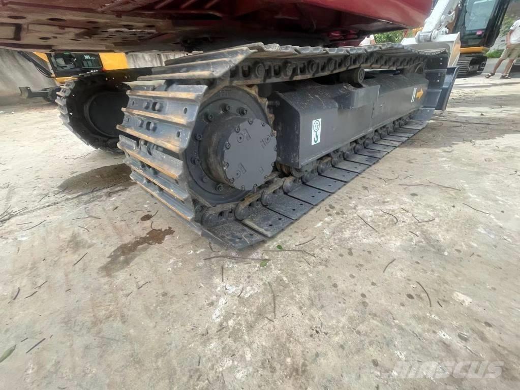 Takeuchi TB180C Roomikekskavaatorid