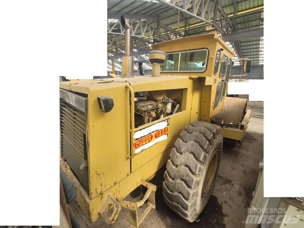 CAT CS 563 Tandemrullid