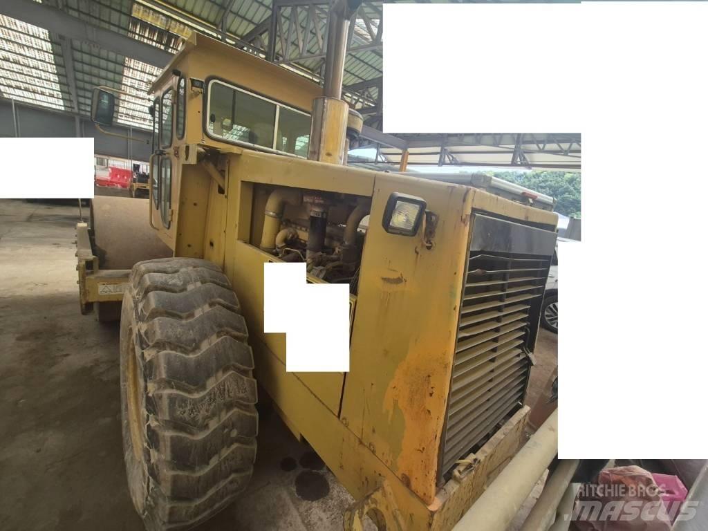 CAT CS 563 Tandemrullid