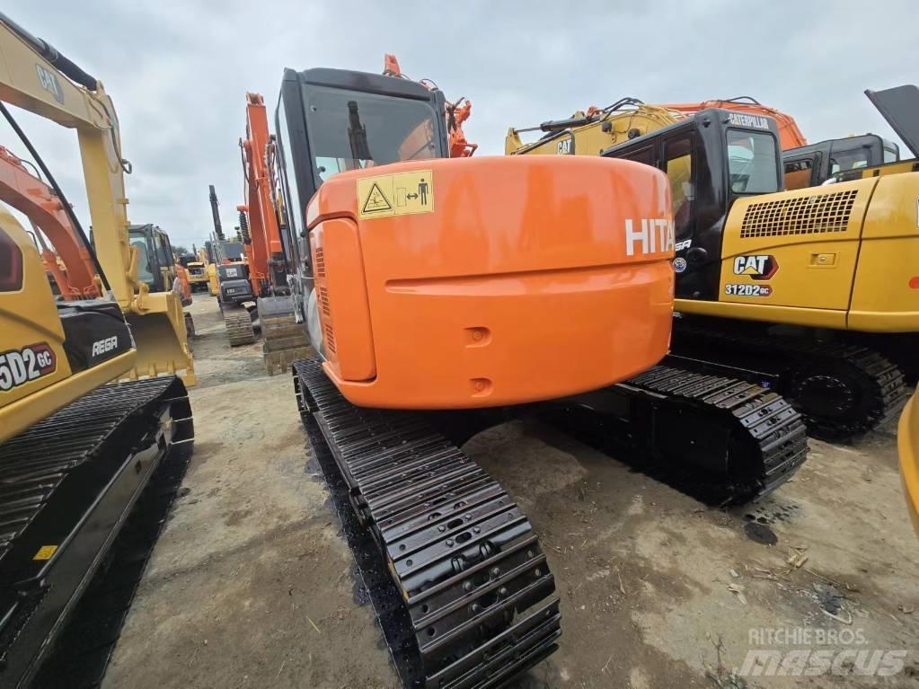 Hitachi ZX 135 US Roomikekskavaatorid