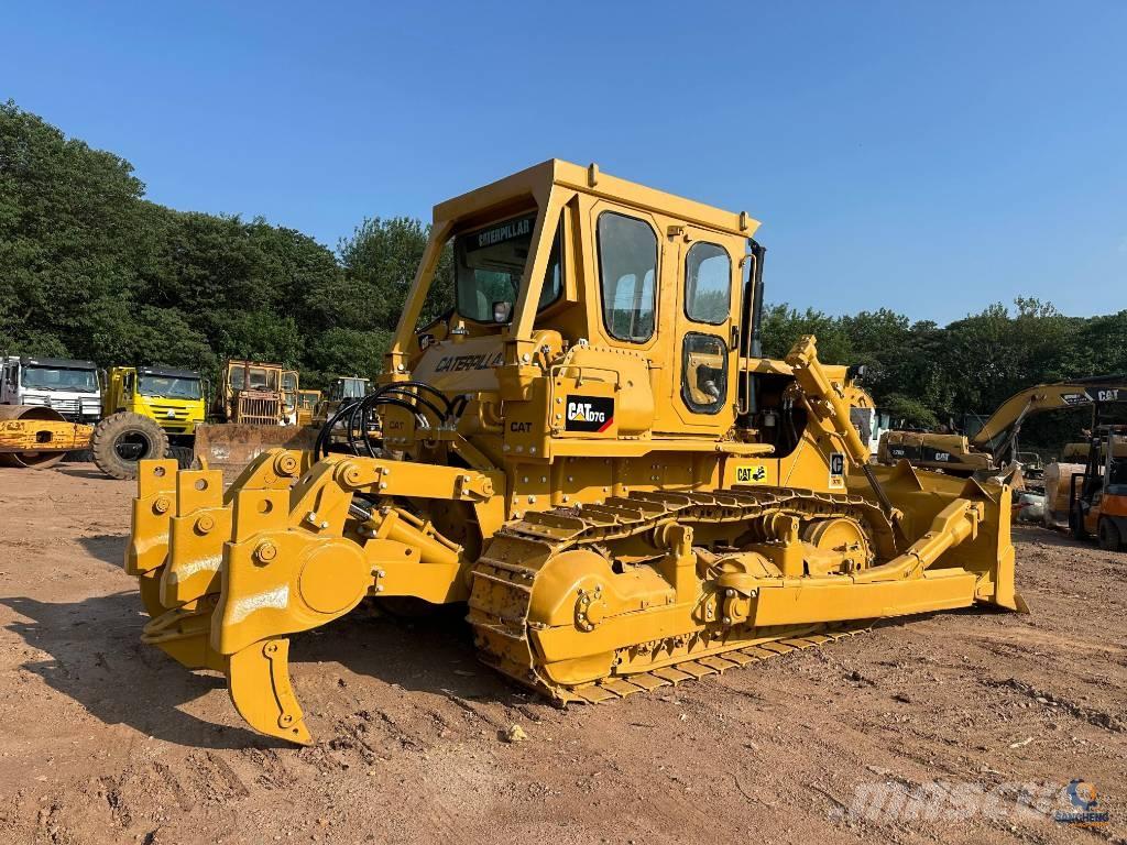 CAT D7G Buldooserid