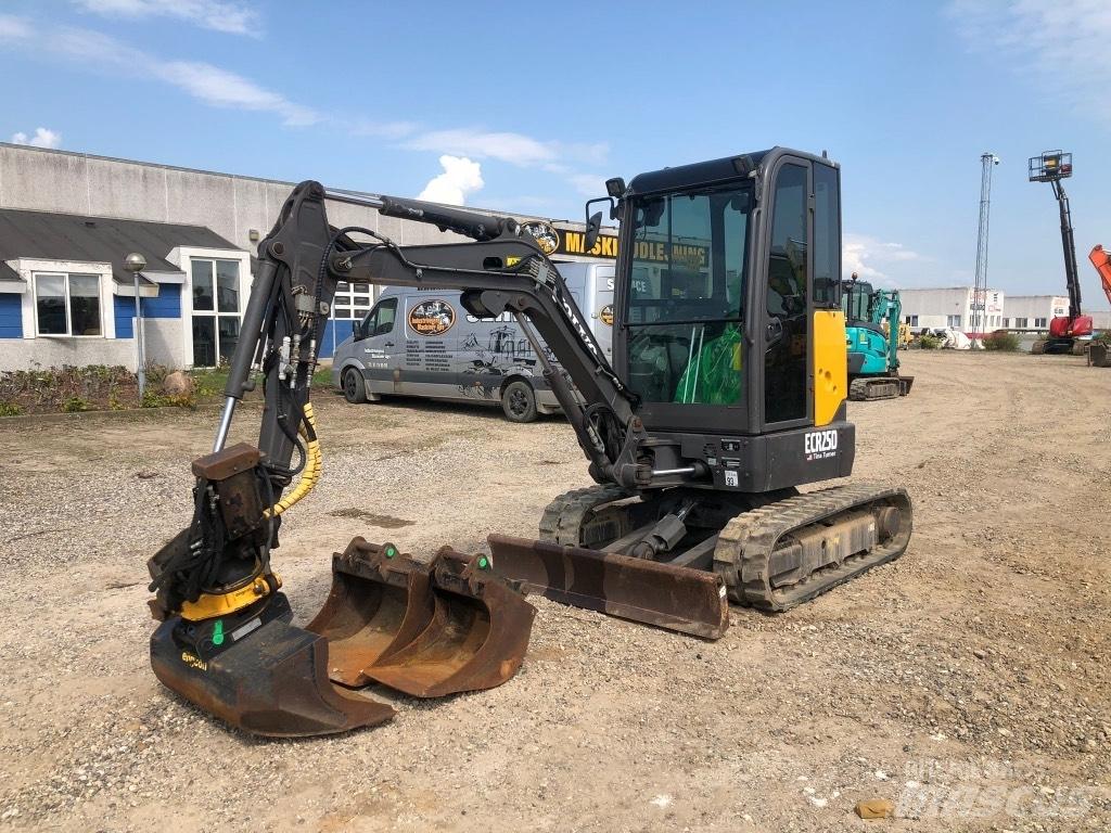 Volvo ECR 25 D Miniekskavaatorid < 7 t