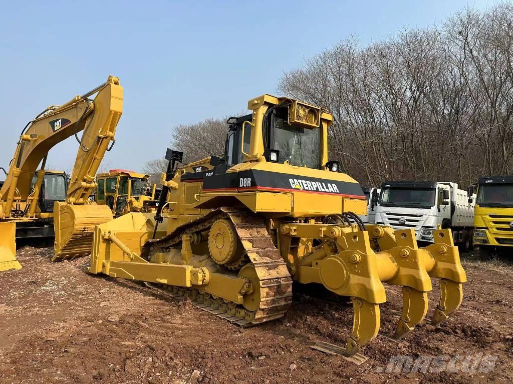 CAT D8R Buldooserid