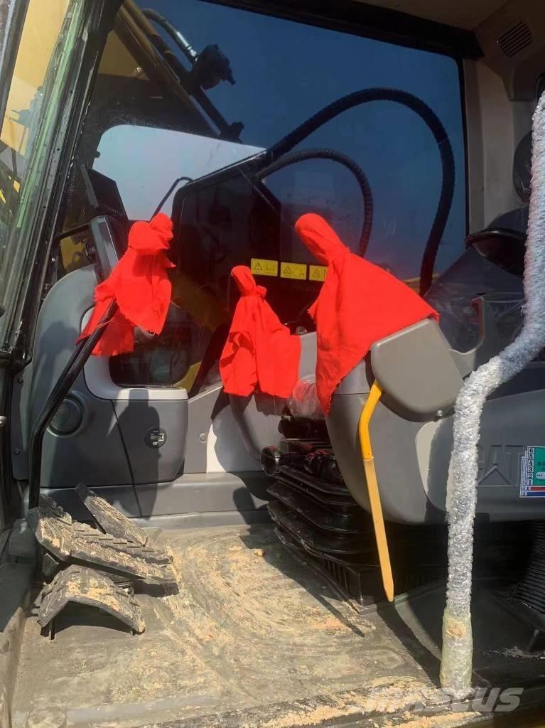 CAT 320 D L Roomikekskavaatorid