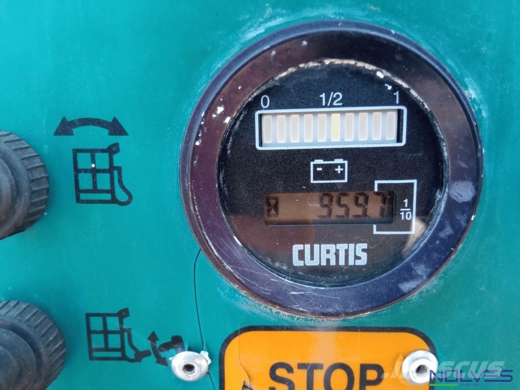 Iteco BI92S Iseliikuvad poomtõstukid