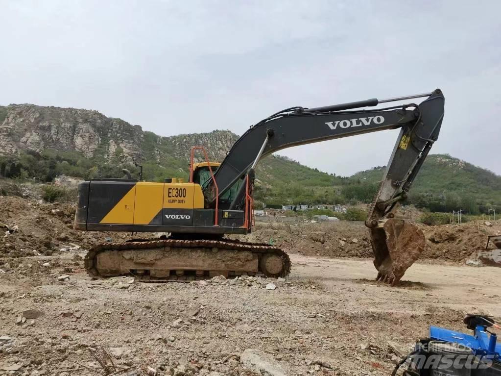 Volvo EC 300 Roomikekskavaatorid