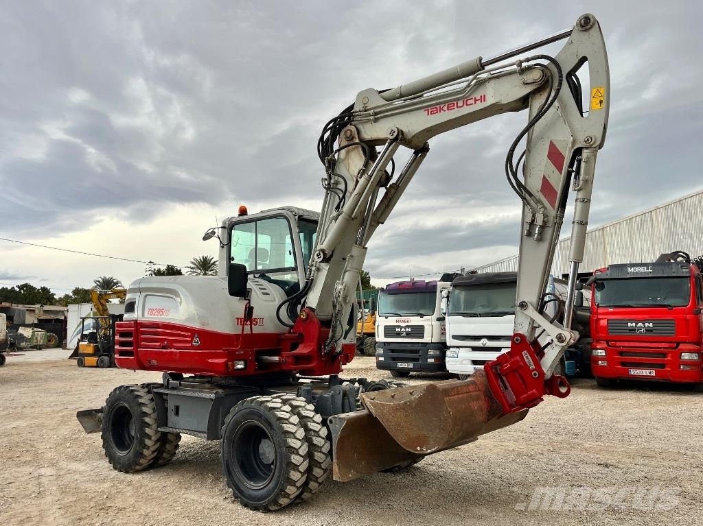 Takeuchi TB 295 W Ratasekskavaatorid