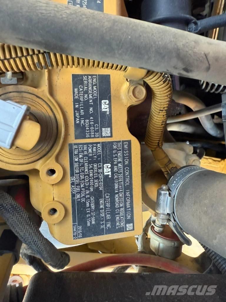 CAT 906M  1831h Rataslaadurid