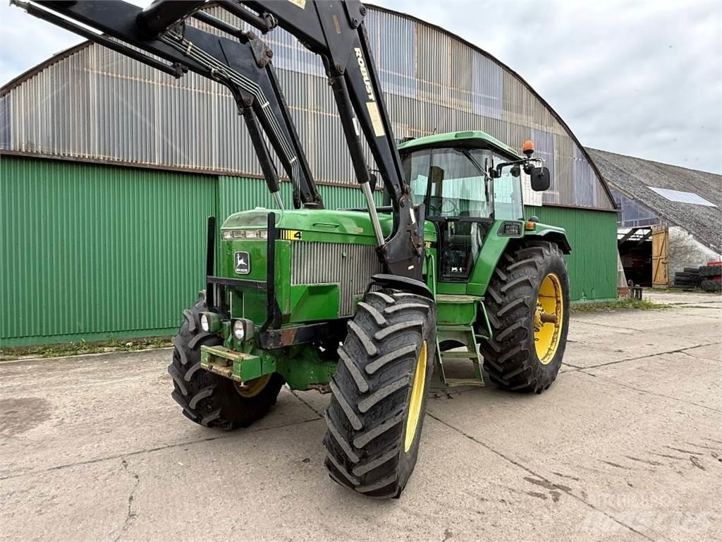 John Deere 4755 Traktorid