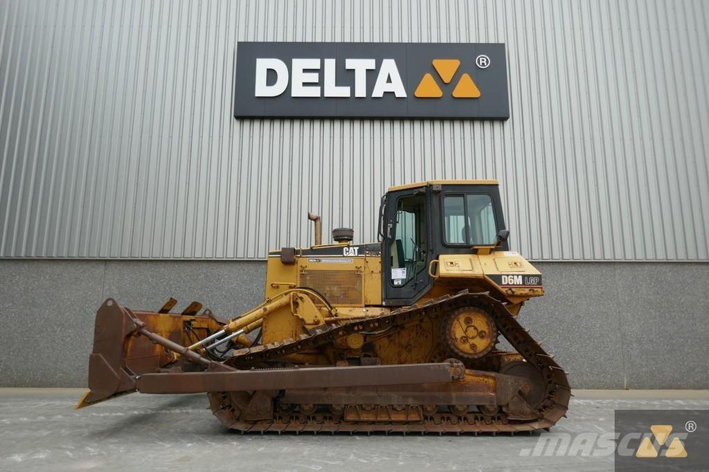 CAT D6M LGP Buldooserid