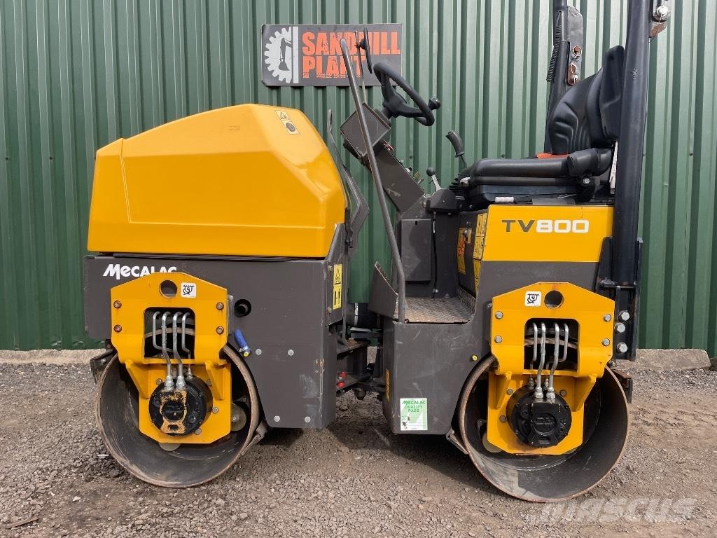 Mecalac TV 800 Tandemrullid