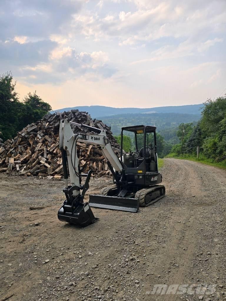 Bobcat E 32 Miniekskavaatorid < 7 t