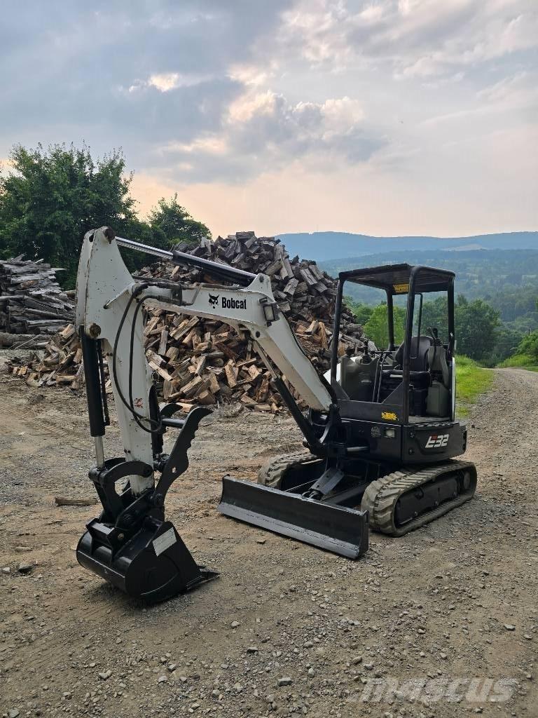 Bobcat E 32 Miniekskavaatorid < 7 t