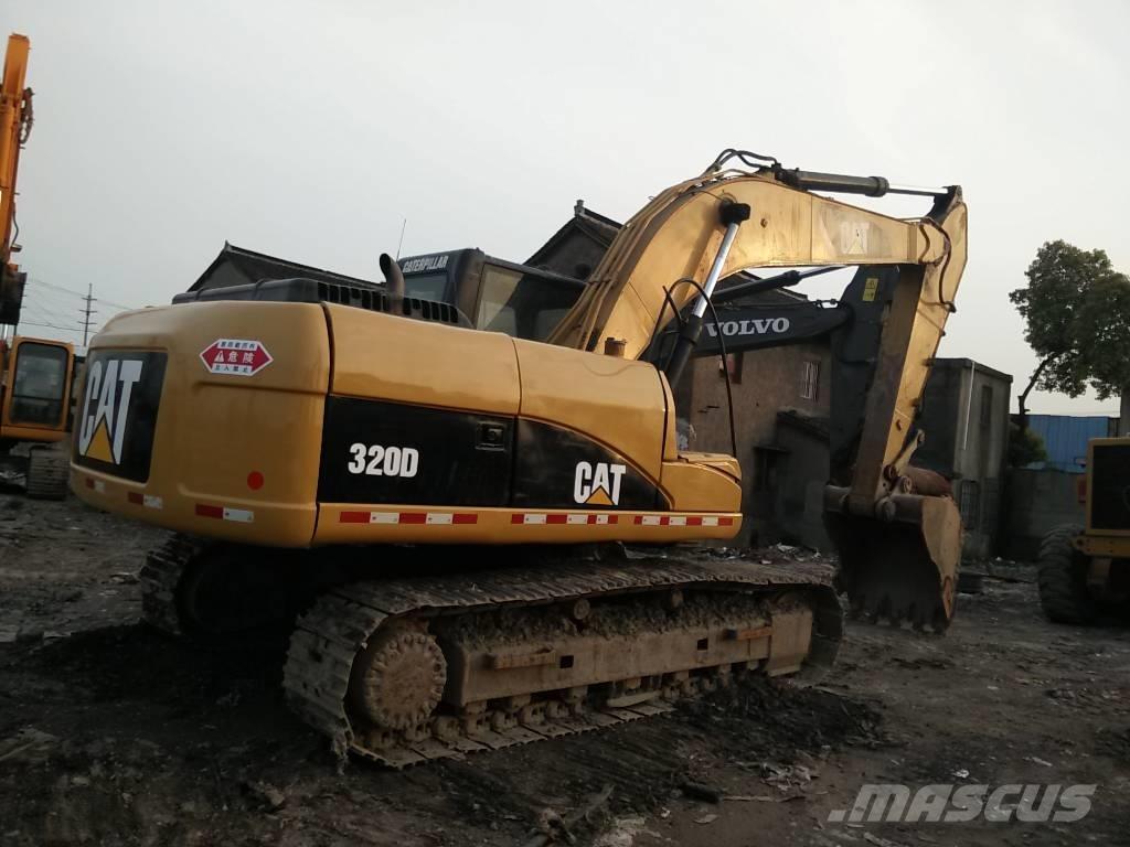 CAT 320 D Roomikekskavaatorid