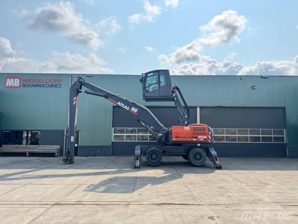 Atlas 250 MH Materjalikäitlusmasinad