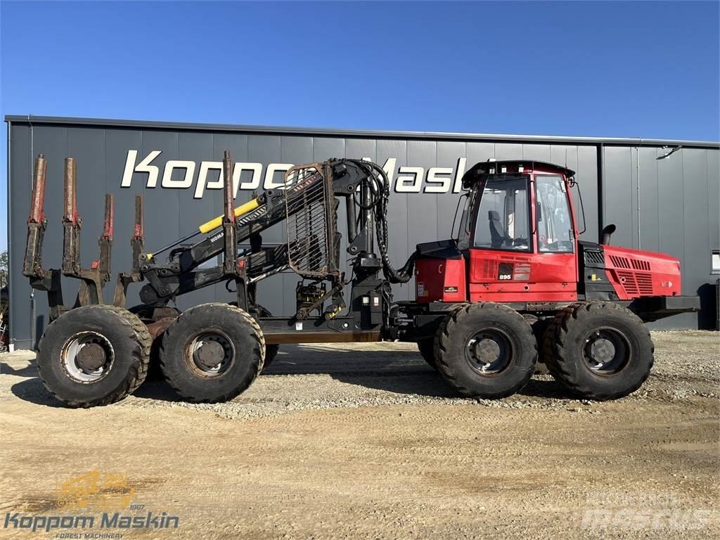 Komatsu 895 Forwarderid
