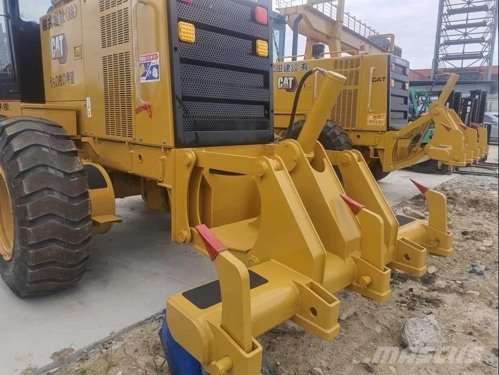 CAT 140H Greiderid