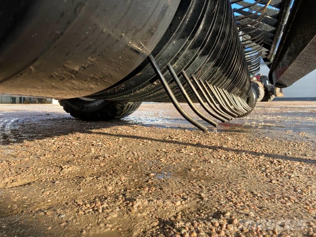 CASE RB465 Ruloonpressid