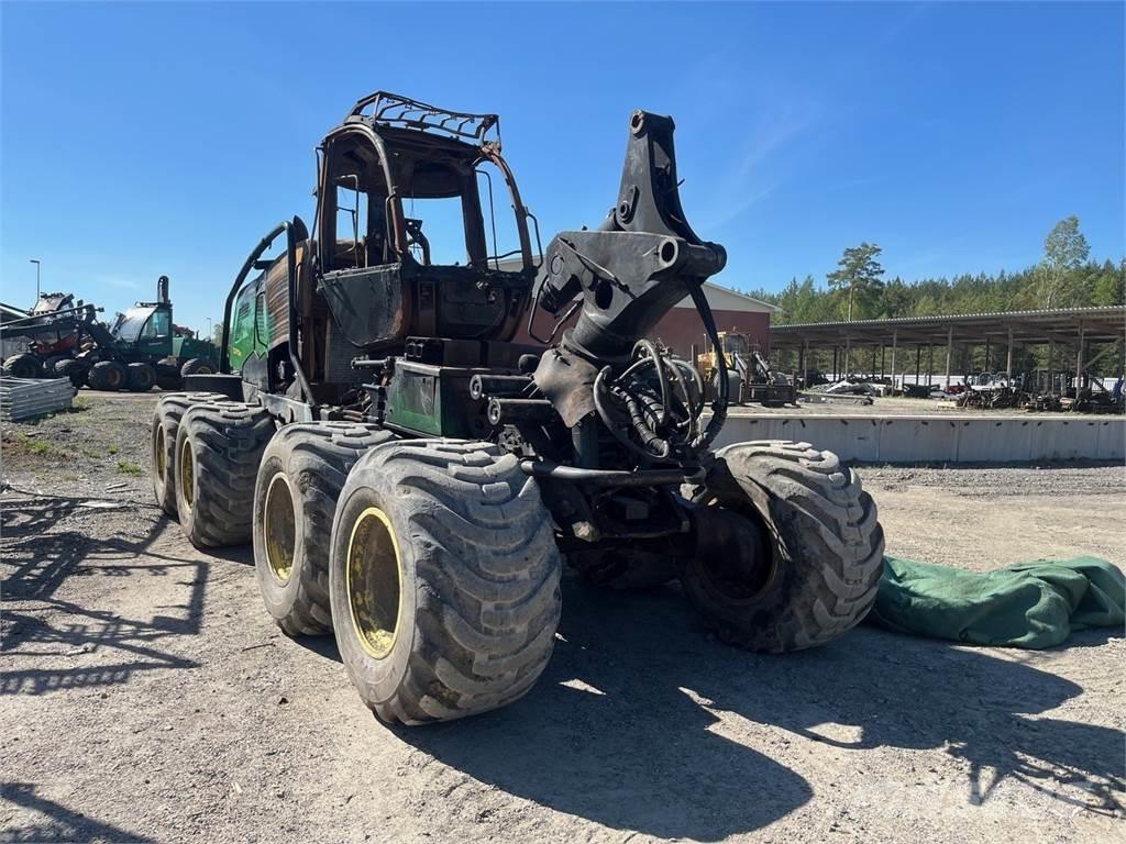 John Deere 1270E Harvesterid
