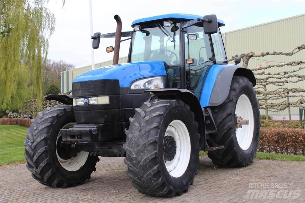 New Holland TM190 Traktorid