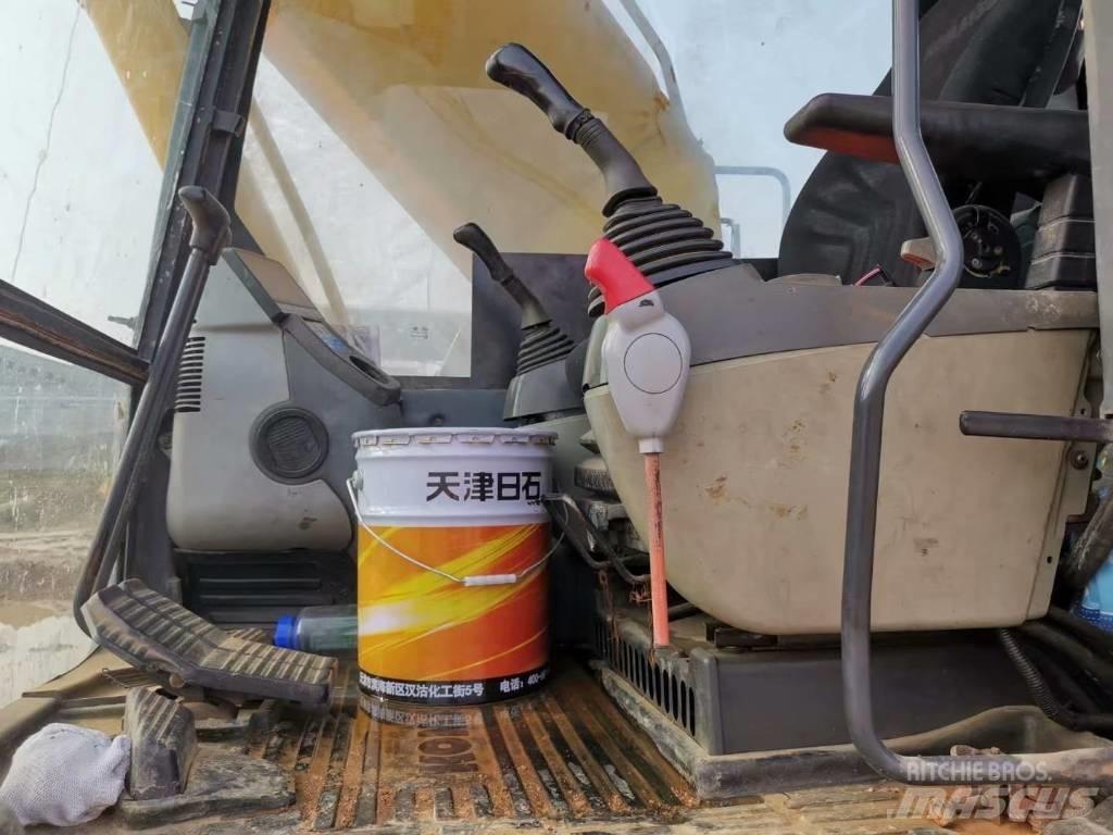 Komatsu pc220-8 Roomikekskavaatorid
