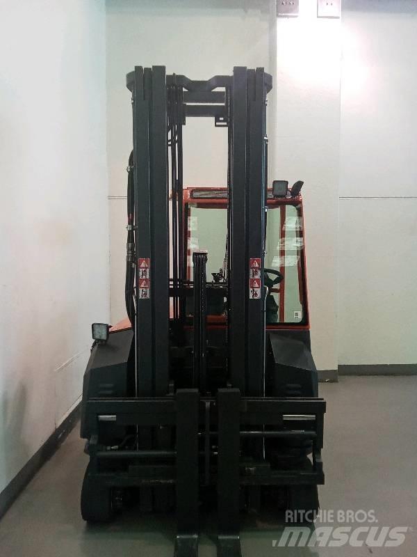 Combilift C 3000CBE Elektritõstukid