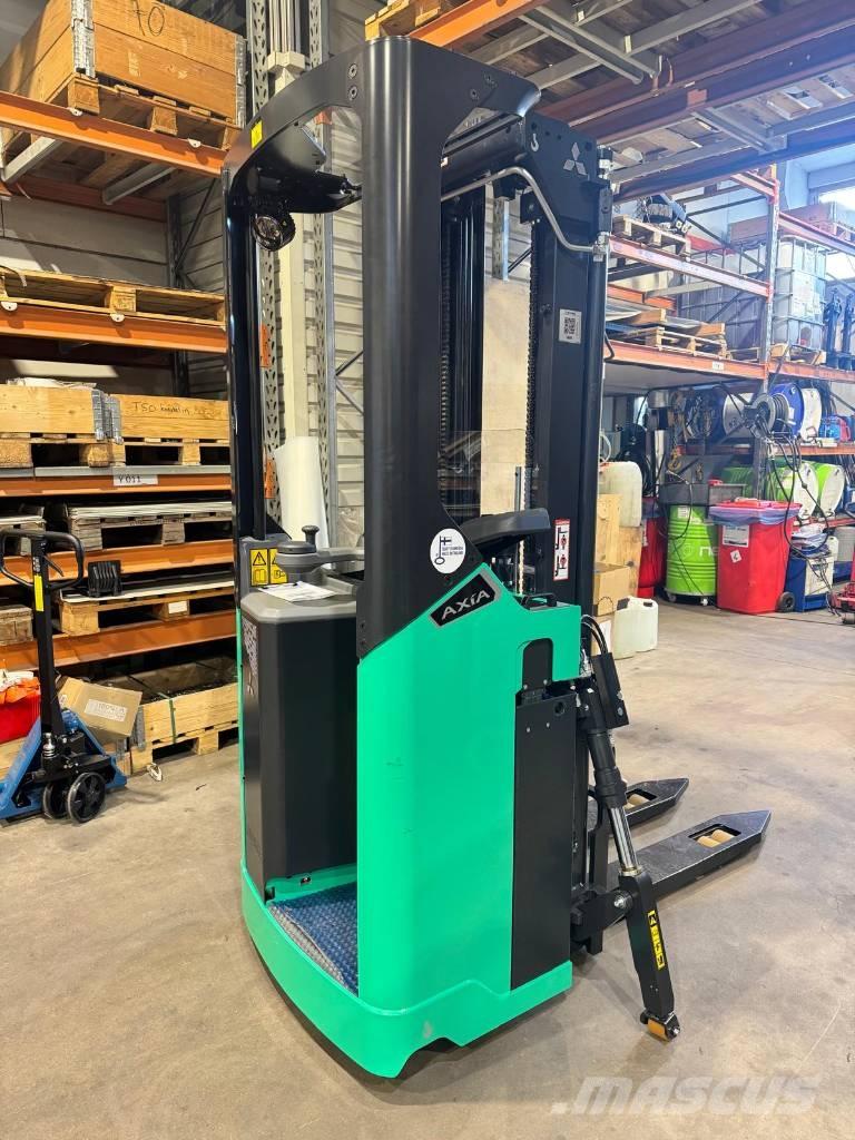 Mitsubishi SBR16N2 Platvormiga virnastajad