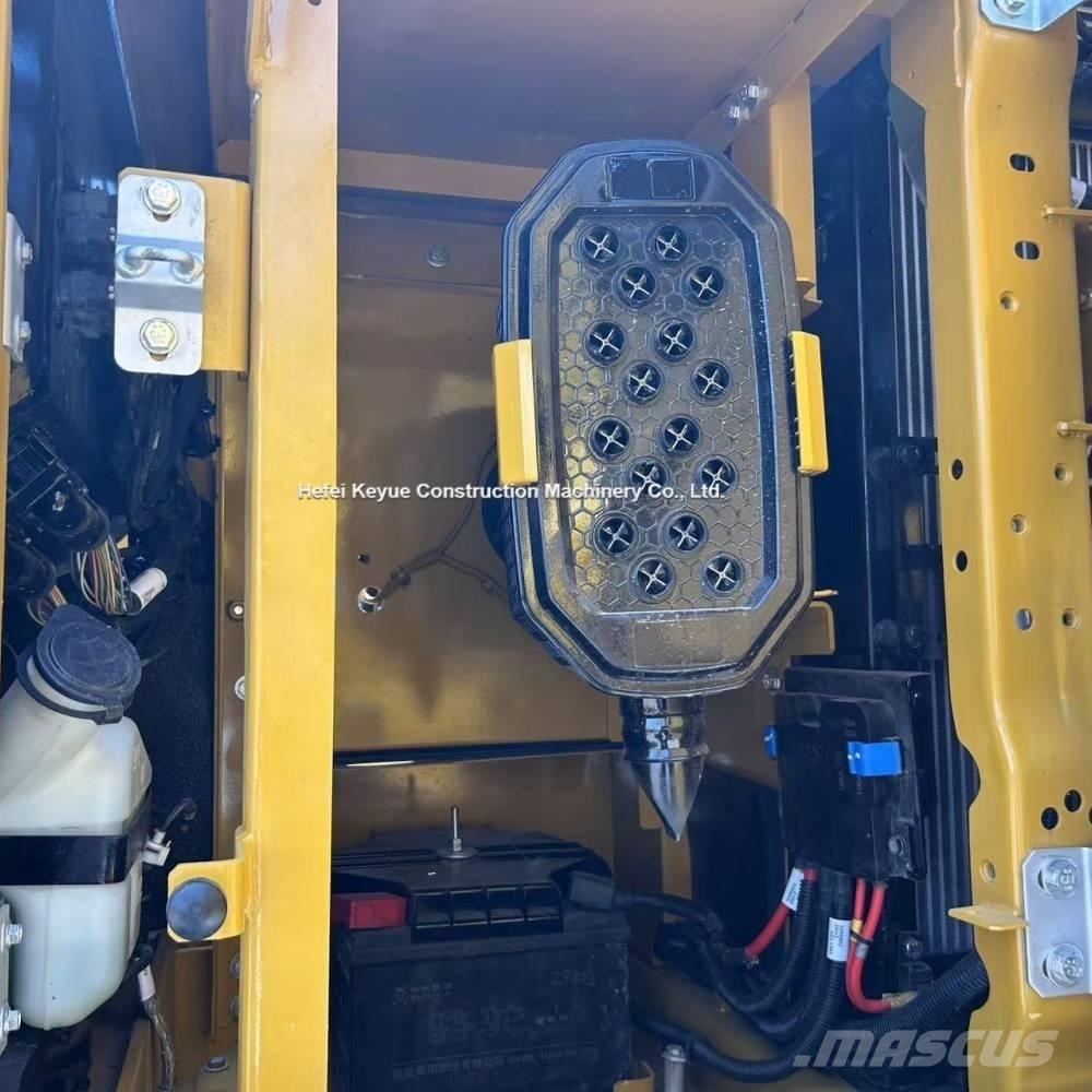 CAT 320 GC Roomikekskavaatorid