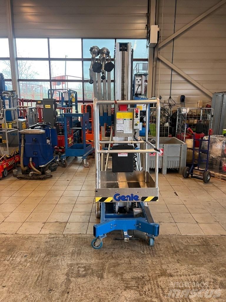 Genie AWP 30 Vertikaalsed mast tõstukid