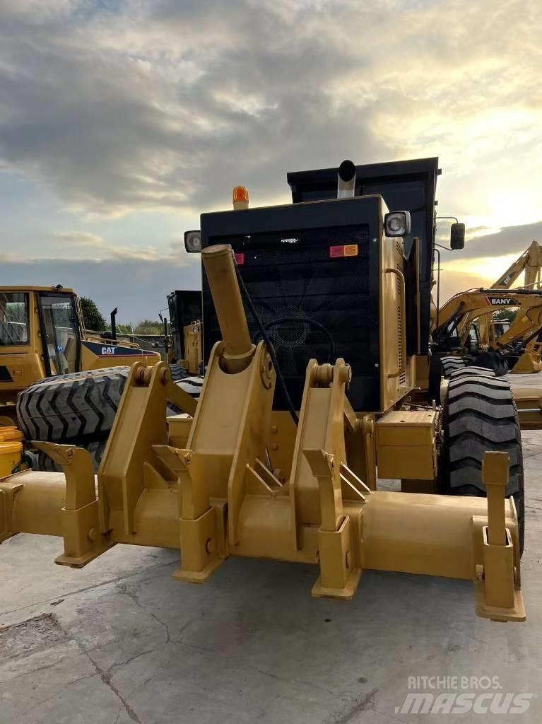 CAT 140 K Greiderid