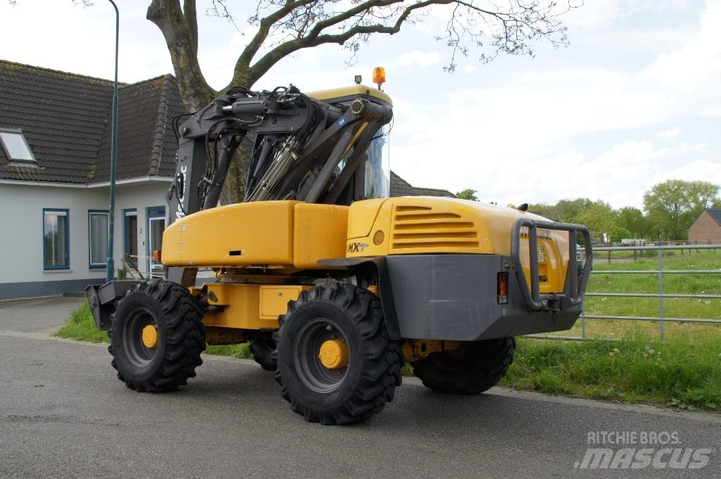 Mecalac 12 MXT Ratasekskavaatorid