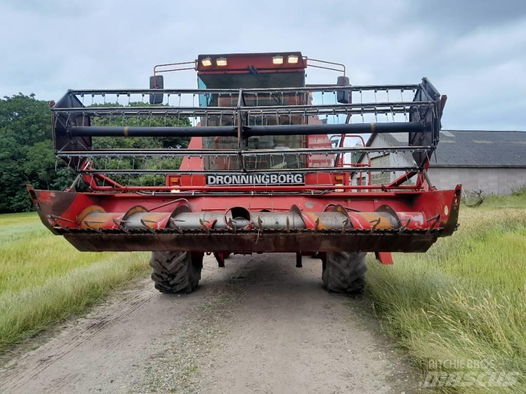 Dronningborg D 7500 Teraviljakombainid